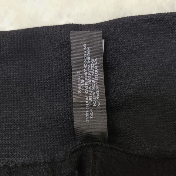 LANE Bryant black high waisted lightweight neutral leggings, Sz E/F (L/XL) - Picture 6 of 7